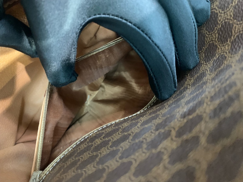 Celine 賽琳 地球黃金扣 啡色 老花斜背包 (XA374)已換皮-17