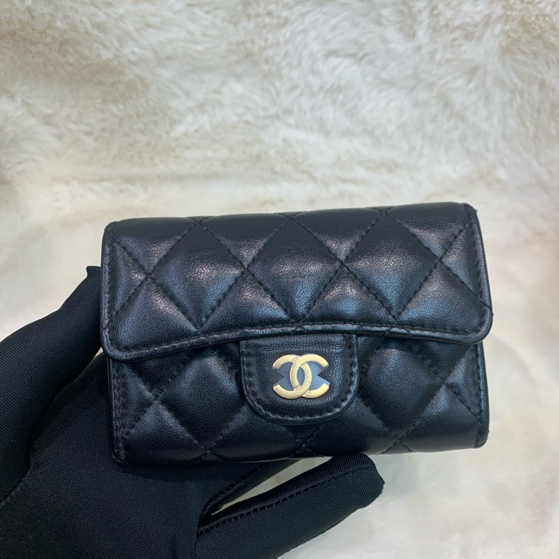 Chanel 香奈兒 黑色 經典CF 金扣 羊皮卡包-0