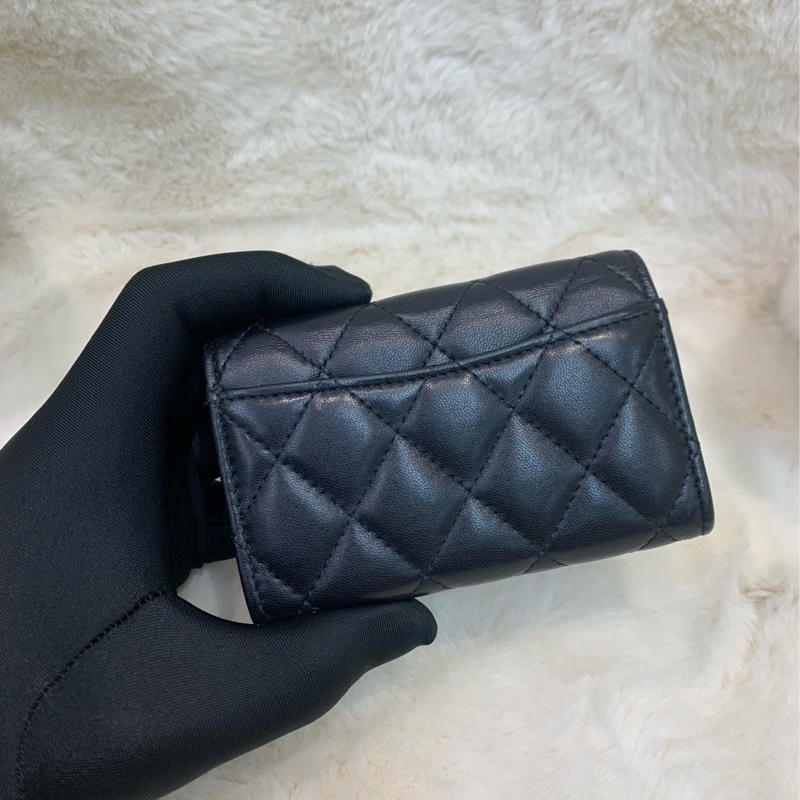 Chanel 香奈兒 黑色 經典CF 金扣 羊皮卡包-3