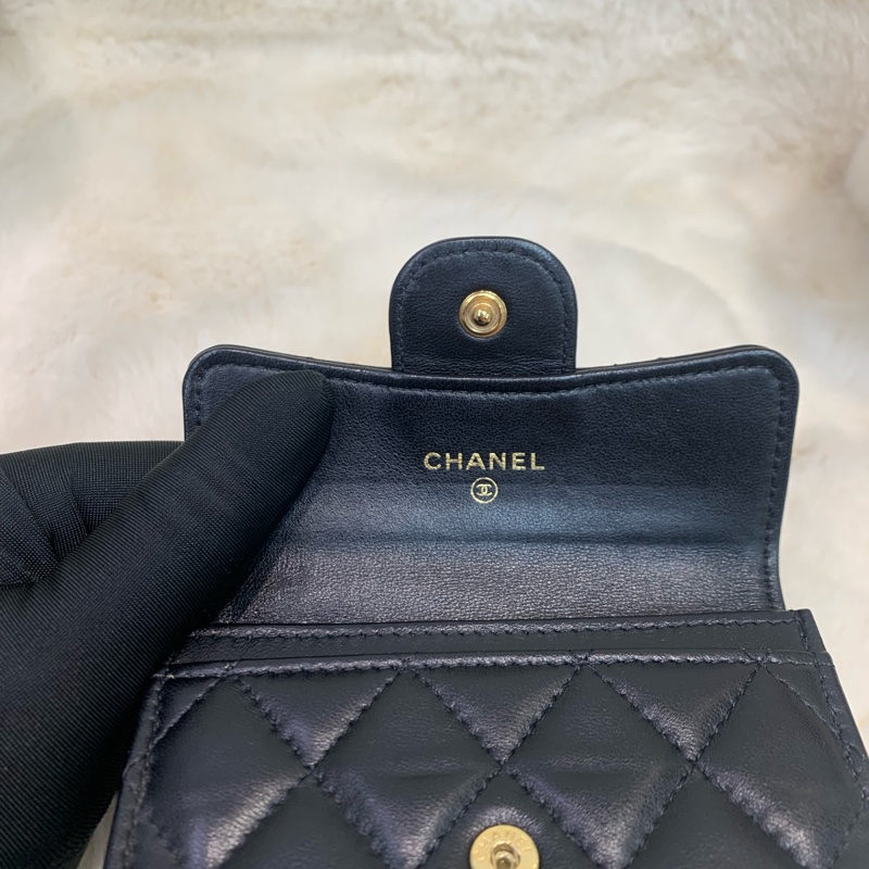 Chanel 香奈兒 黑色 經典CF 金扣 羊皮卡包-21
