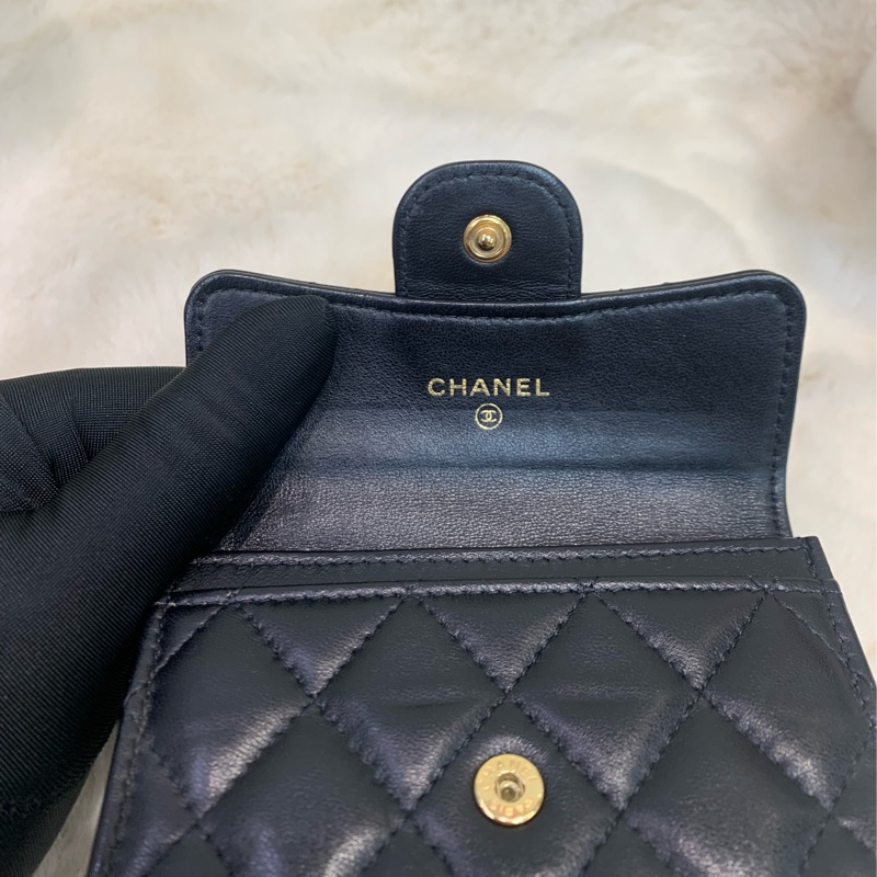 Chanel 香奈兒 黑色 經典CF 金扣 羊皮卡包-35