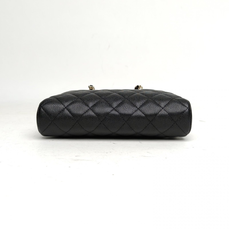 CHANEL 26P保齡球mini黑色荔枝牛皮鐳射標金扣-3