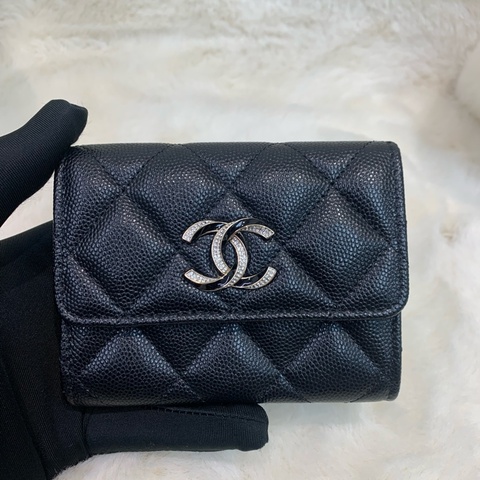 Chanel 香奈兒 黑色 荔牛 水鑽扣 中號卡包 芯片款