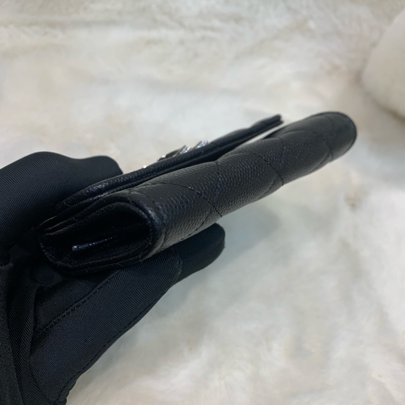 Chanel 香奈兒 黑色 荔牛 水鑽扣 中號卡包 芯片款-4