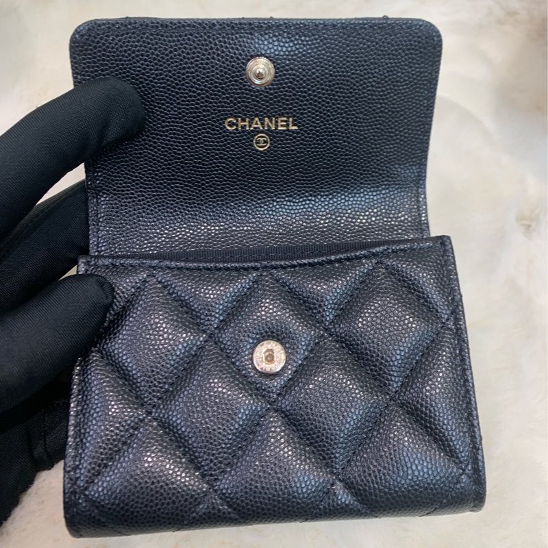 Chanel 香奈兒 黑色 荔牛 水鑽扣 中號卡包 芯片款-7