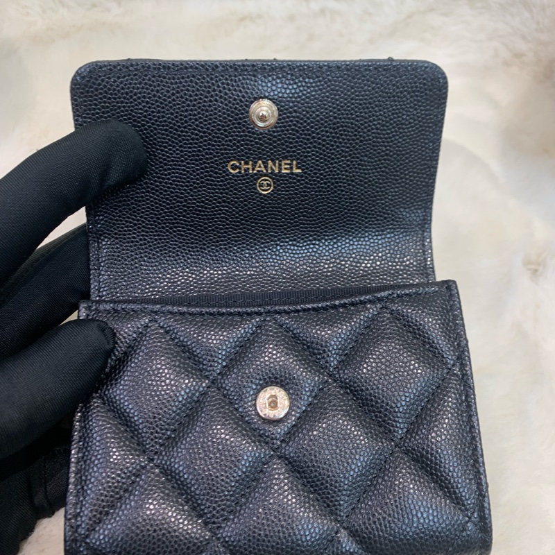 Chanel 香奈兒 黑色 荔牛 水鑽扣 中號卡包 芯片款-17