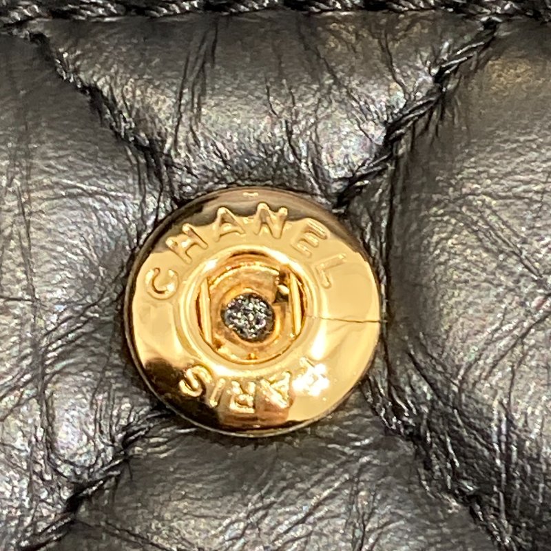 CHANEL 香奈兒 2.55 經典翻蓋側背包 油蠟小牛皮 黑色 金釦-14