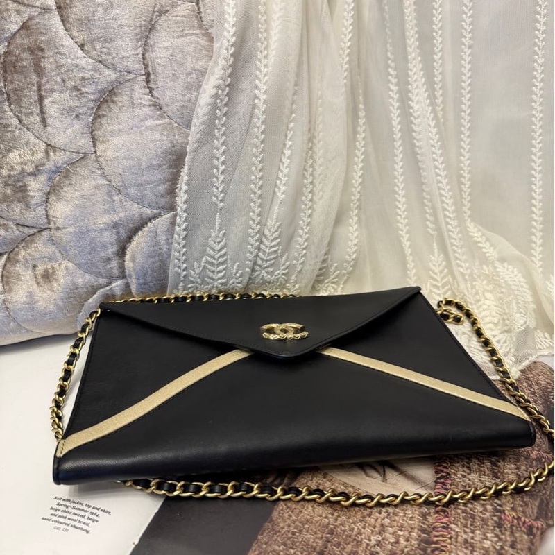 香奈兒 黑色皮革 翻蓋手拿包 信封包 斜背包 chanel clutch bag-4