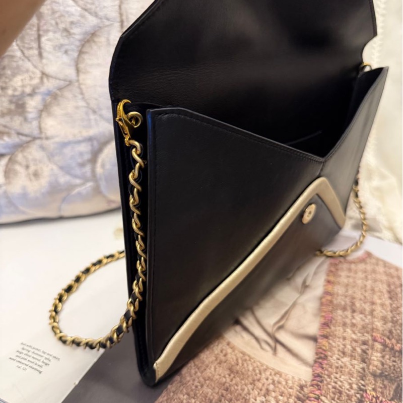 香奈兒 黑色皮革 翻蓋手拿包 信封包 斜背包 chanel clutch bag-15