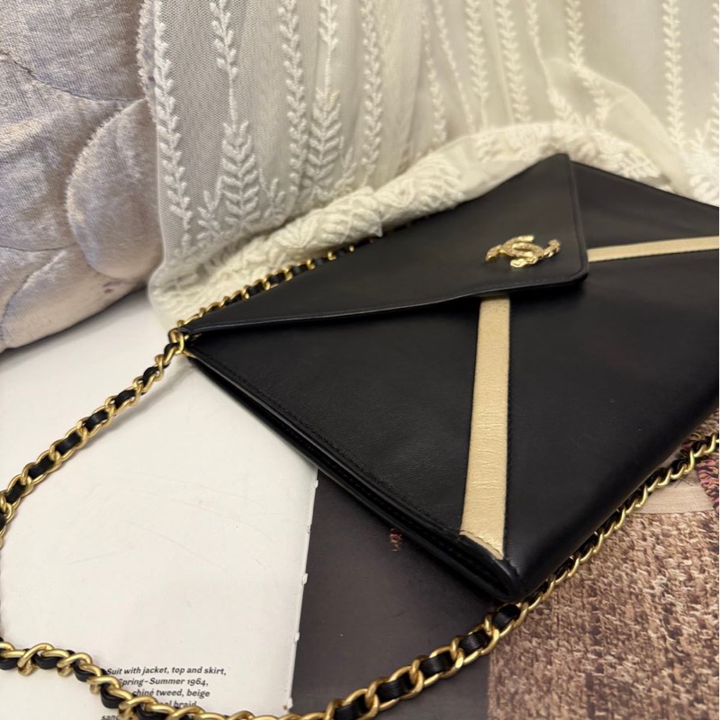 香奈兒 黑色皮革 翻蓋手拿包 信封包 斜背包 chanel clutch bag-16