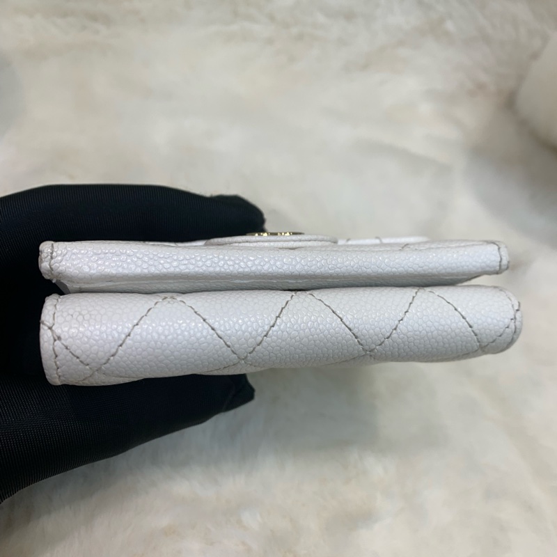 Chanel 香奈兒 白色 金扣三摺荔枝牛皮 短銀包-4
