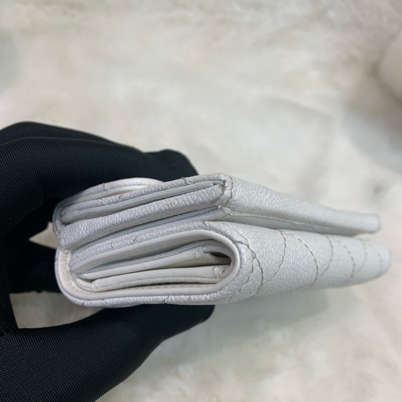 Chanel 香奈兒 白色 金扣三摺荔枝牛皮 短銀包-14