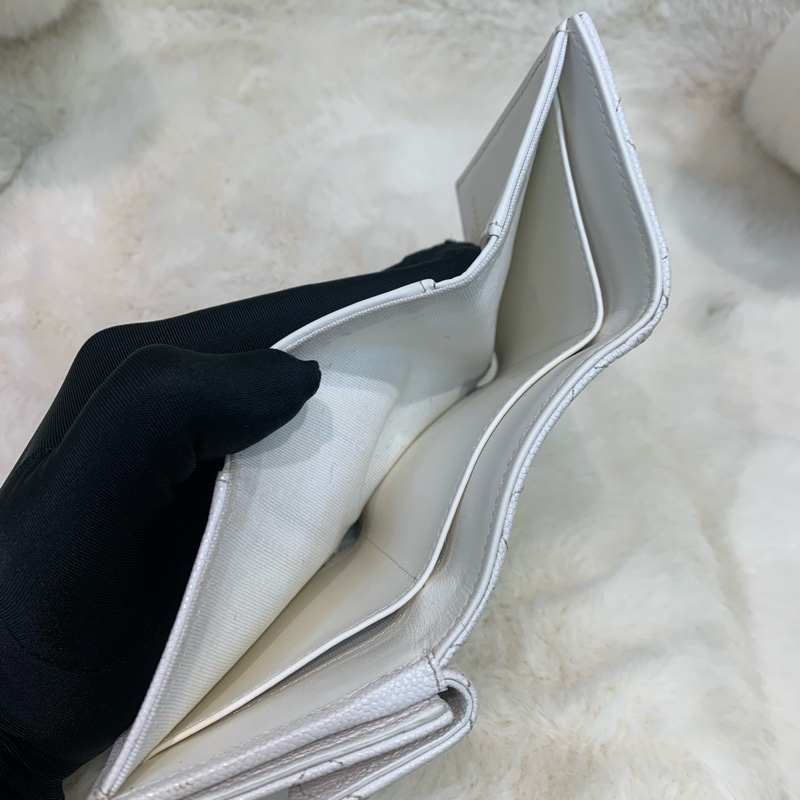 Chanel 香奈兒 白色 金扣三摺荔枝牛皮 短銀包-28