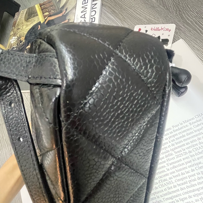 99新閑置品 Chanel 香奈儿黑金荔枝牛皮郵差雙肩包-3