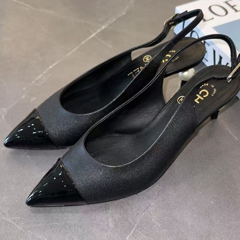 CHANEL  香奈兒 高跟鞋  37碼  已貼底 無附件