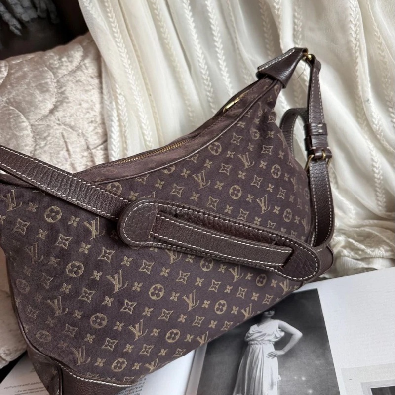 路易威登lv 路易威登 托特包 中古 老花 肩背包 二手包 路易威登 牛角包 / 腋下包 丹寧 Louis Vuitton Monogram denim Mini Lin Boulogne 經典款 女生 罕有-18