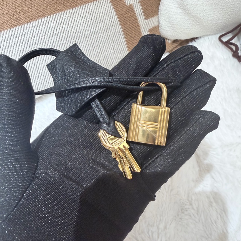 Hermes Birkin 30/ 黑色 金扣/ T刻-15