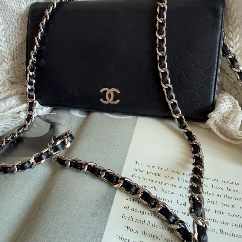 香奈兒 山茶花壓紋長夾 錢包 黑色皮革 chanel WOC手袋側斜孭背長夾單肩包-10