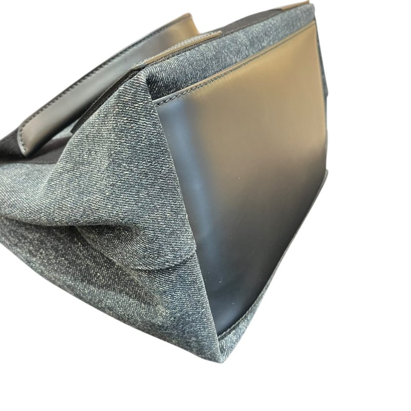 【美收精品】BALENCIAGA黑色帆布手提包 5-157-5