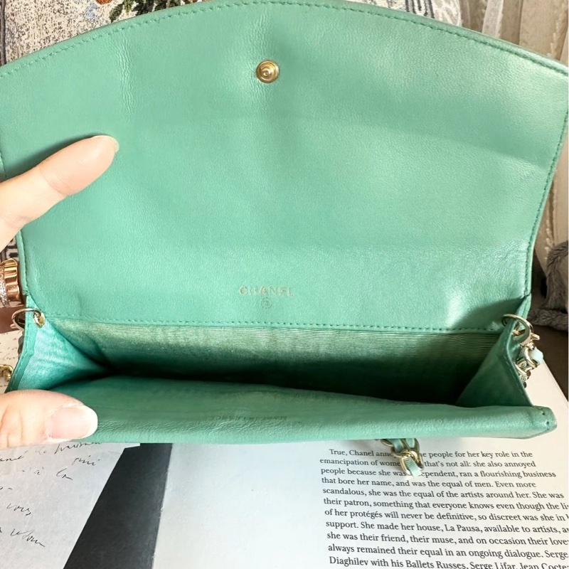 香奈兒 中古魚子醬皮長夾 罕有 蒂芙尼藍/湖水綠 chanel wallet tiffany blue WOC手袋側斜孭背長夾單肩包-12