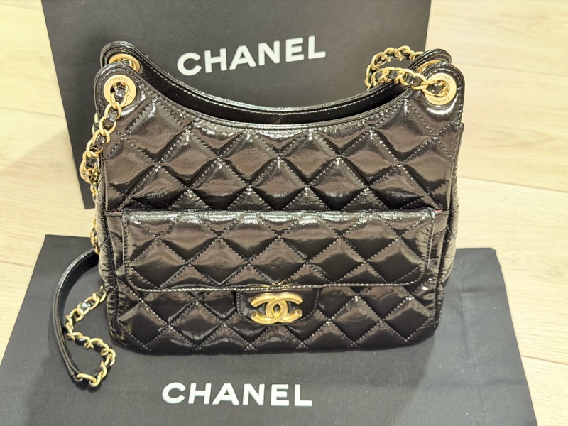 Chanel 23C 天貓hobo包 晶片款 黑金中號-2