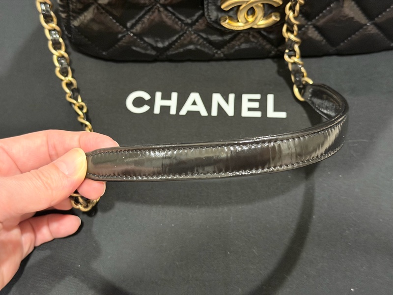 Chanel 23C 天貓hobo包 晶片款 黑金中號-12