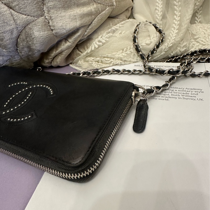 香奈兒 黑色皮革 長夾 錢包 鉚釘雙 C 鍊條包 chanel WOC手袋側斜孭背長夾單肩包-4