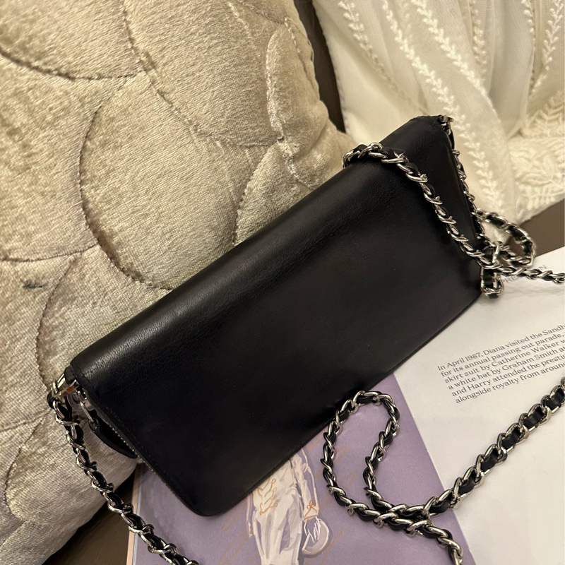 香奈兒 黑色皮革 長夾 錢包 鉚釘雙 C 鍊條包 chanel WOC手袋側斜孭背長夾單肩包-7