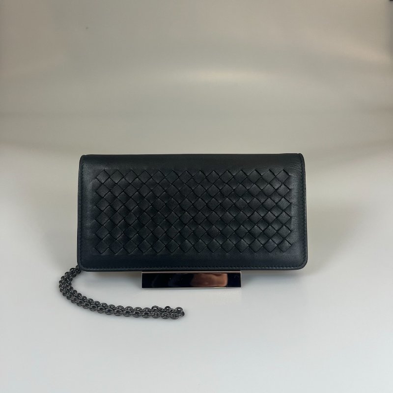 BV 黑色小編織鏈條斜背包-0