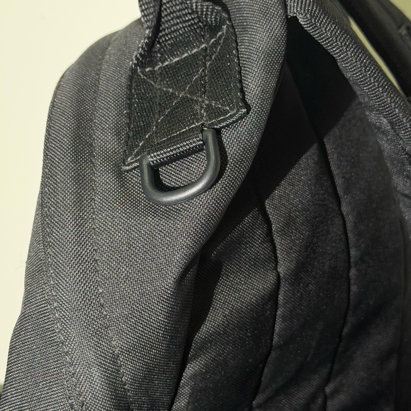 BALENCIAGA 巴黎世家 Army 中款 多功能兩用尼龍後背包(黑色)-8