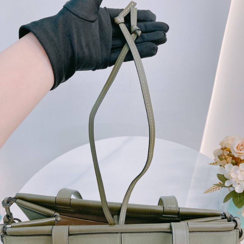 MS0603 Loewe 羅意威 托特手袋 購物手袋 小號 牛油果綠色 Cushion Tote Small Calfskin Green-15
