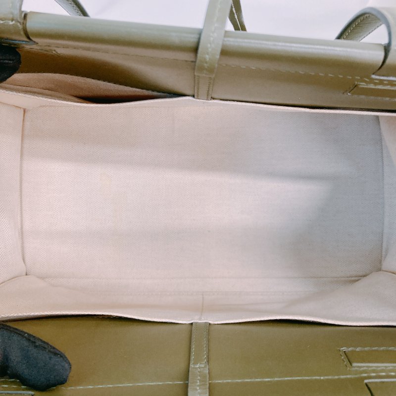 MS0603 Loewe 羅意威 托特手袋 購物手袋 小號 牛油果綠色 Cushion Tote Small Calfskin Green-16