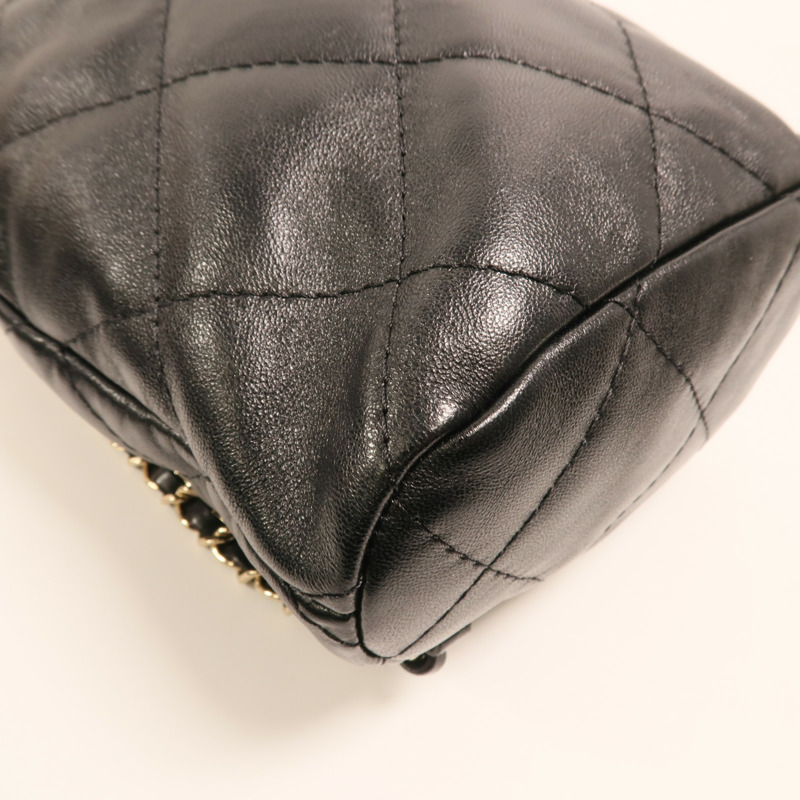 CHANEL 羊皮皮革Rucksack金扣鏈帶背包-11
