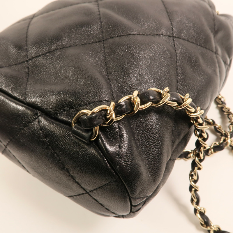 CHANEL 羊皮皮革Rucksack金扣鏈帶背包-12