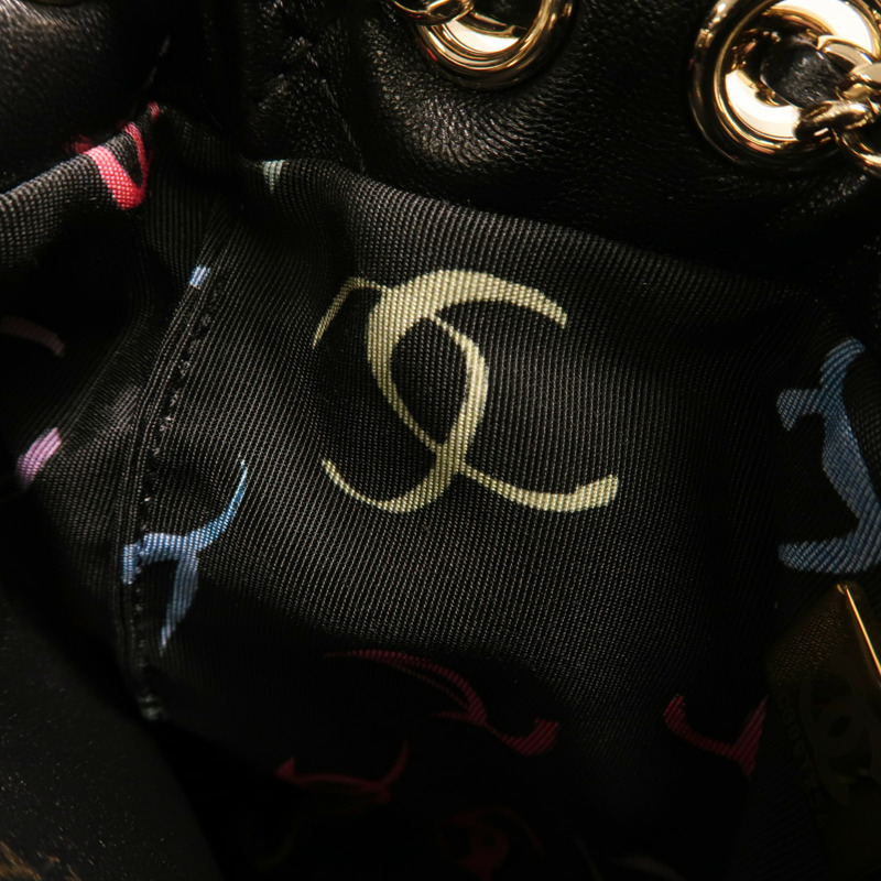 CHANEL 羊皮皮革Rucksack金扣鏈帶背包-15