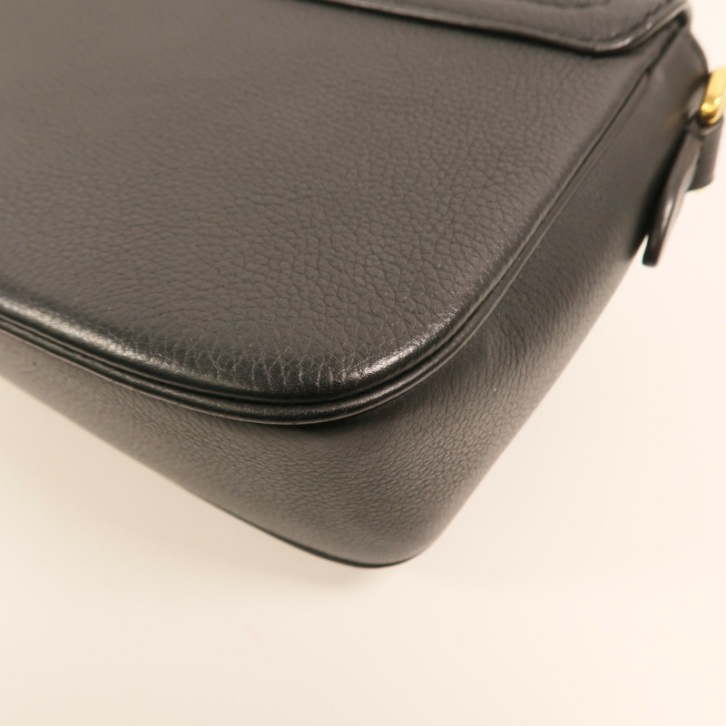 LOUIS VUITTON 牛皮皮革Lockme Tender金扣肩背袋-10