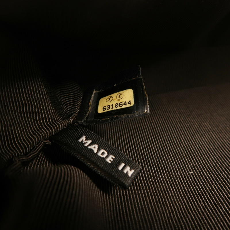 CHANEL 牛仔布Chain Shoulder銀扣鏈帶肩背袋-6