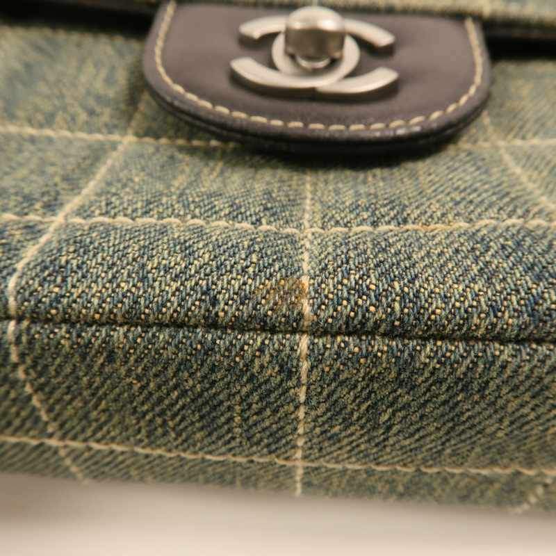 CHANEL 牛仔布Chain Shoulder銀扣鏈帶肩背袋-13