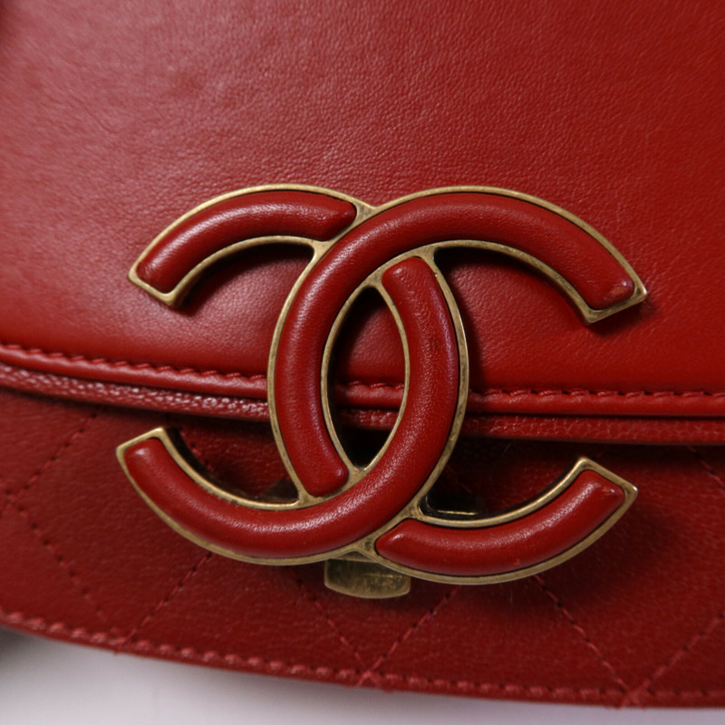 CHANEL 羊皮皮革Coco Curve Flap金扣鏈帶肩背袋-6