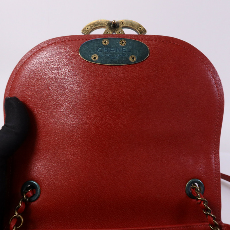 CHANEL 羊皮皮革Coco Curve Flap金扣鏈帶肩背袋-14