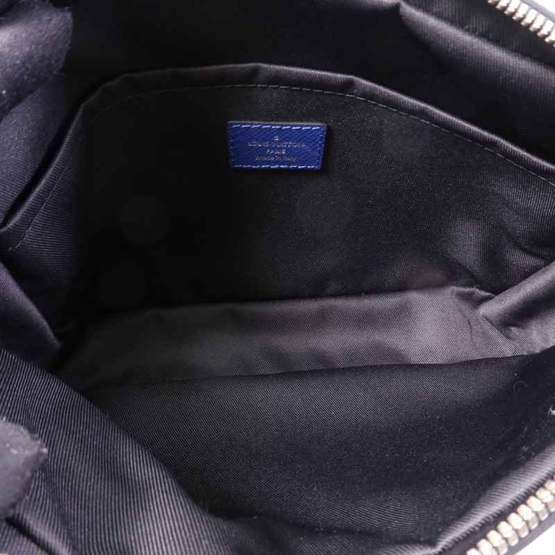 LOUIS VUITTON Taiga/Monogram Outdoor Messenger銀扣肩背袋-4