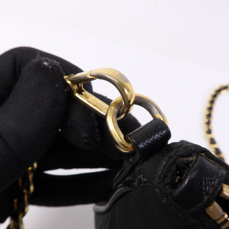 PRADA 尼龍Shoulder Bag金扣鏈帶肩背袋-14