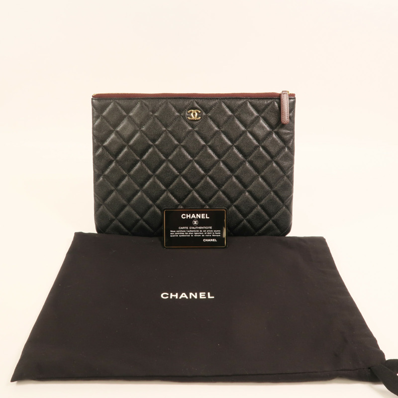 CHANEL 牛皮皮革Clutch金扣手拿包-9