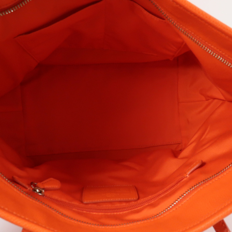 COACH 牛皮皮革Tote Bag銀扣手挽袋-8