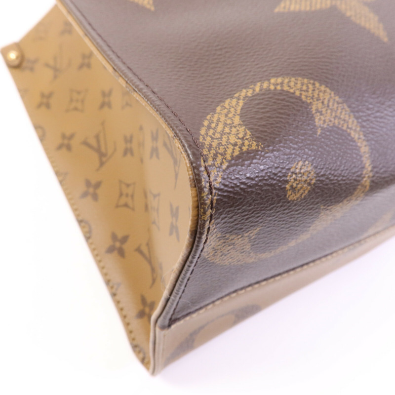 LOUIS VUITTON Monogram Giant On The Go MM金扣手挽肩背兩用袋-10
