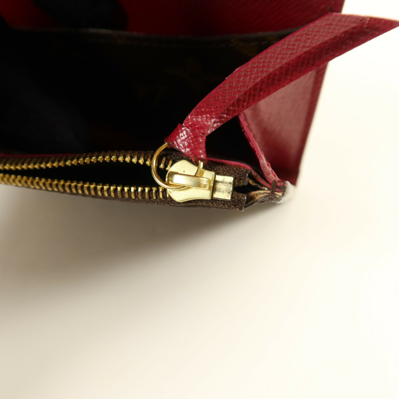 LOUIS VUITTON Monogram Sarah金扣長錢包-7