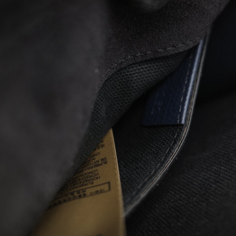 (🈶️購買憑證)Burberry 博柏利 英倫格紋 藍色牛皮 斜挎包 郵差包-27