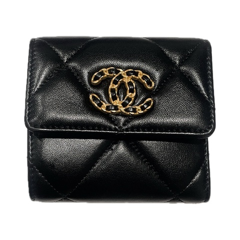 Chanel 19 短夾 (全新)