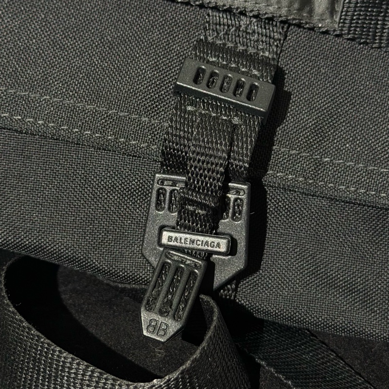 Balenciaga 巴黎世家  Army 郵差包-5