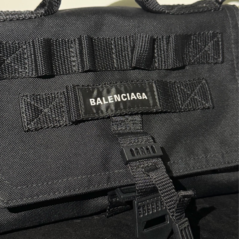 Balenciaga 巴黎世家  Army 郵差包-8